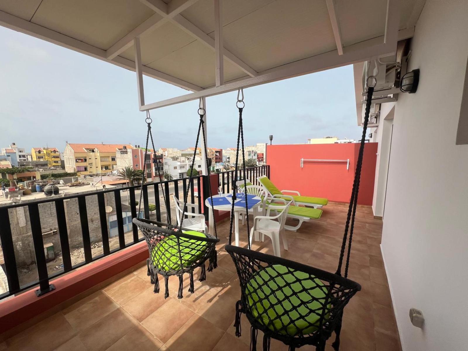 Franmay Apartments: Modern Beach Retreats for Nomads & Families Santa Maria Exterior photo