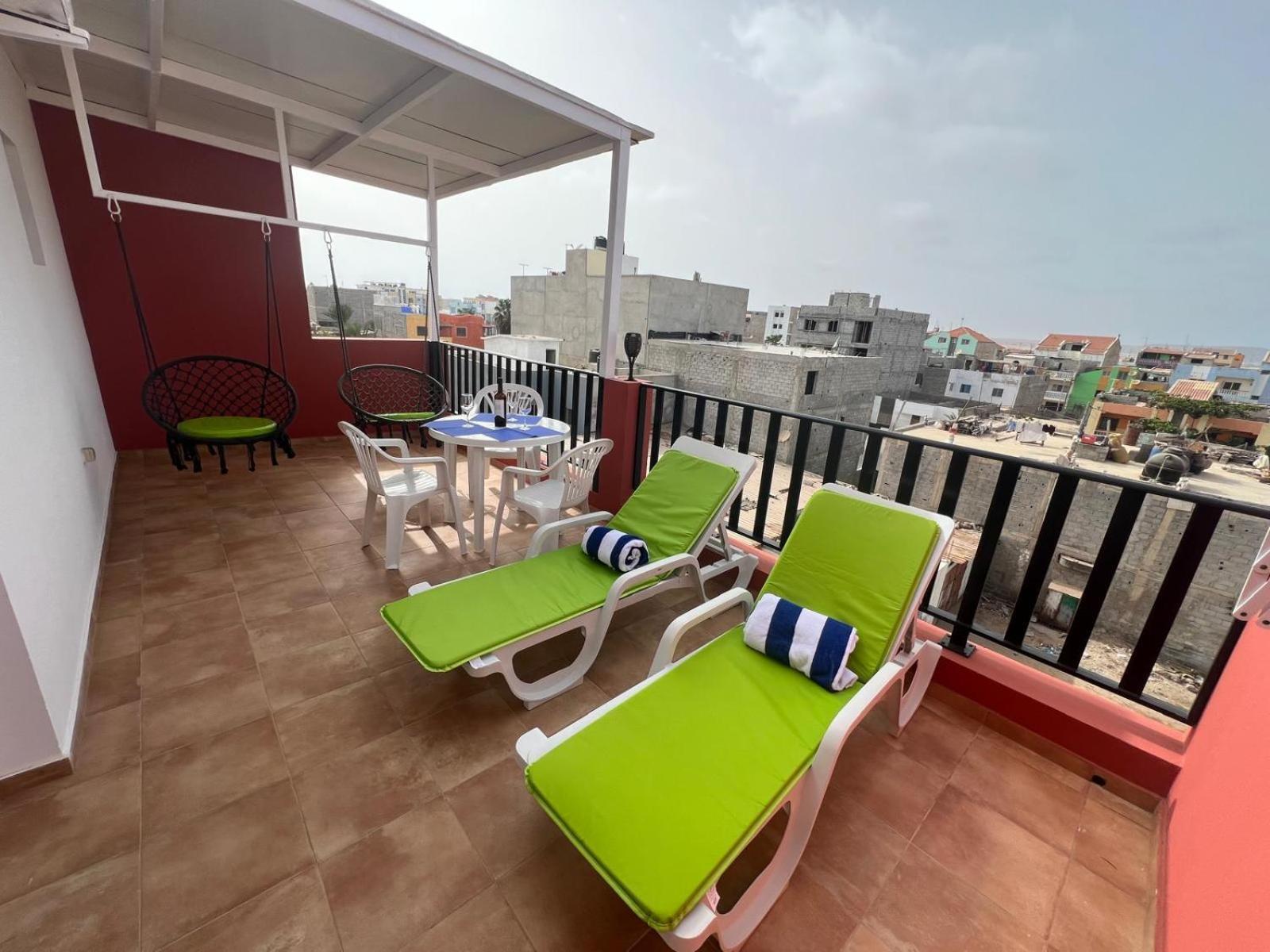 Franmay Apartments: Modern Beach Retreats for Nomads & Families Santa Maria Exterior photo