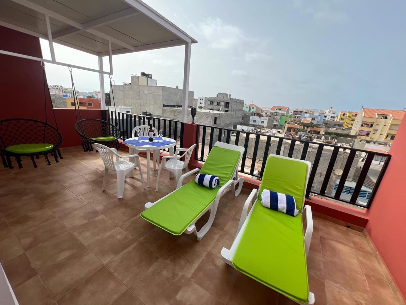 Franmay Apartments: Modern Beach Retreats for Nomads & Families Santa Maria Exterior photo